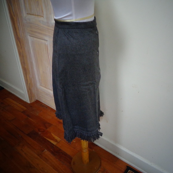 NWOT - MIDORI GRAY 100% CASHMERE A-LINE SKIRT SIZE 8 - Picture 3 of 8